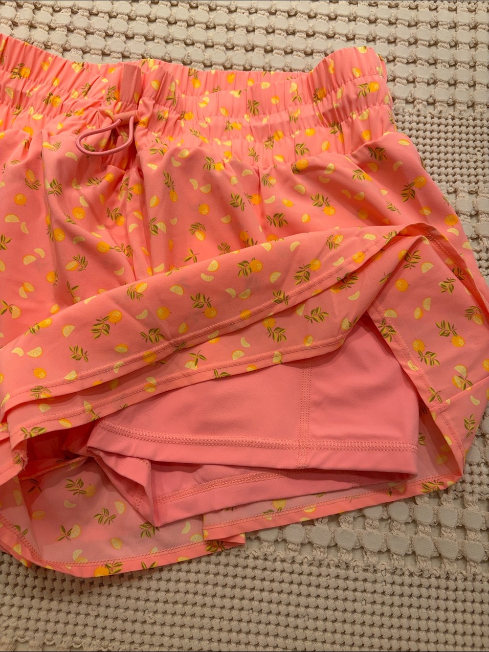 New JoyLab Coral Pink double lined Shorts with Lemon Print Size L - Picture 4 of 4